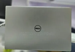 New Laptop Dell XPS 15 8GB Intel Core I7 SSD 512GB