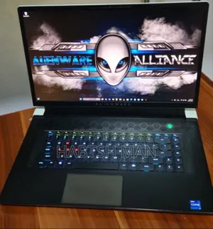 New Laptop Alienware M17x R2 16GB Intel Core I7 SSD 512GB