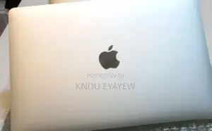 New Laptop Apple MacBook 2016 16GB Intel Core I7 SSD 512GB