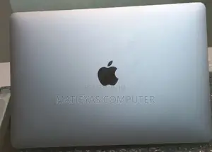 New Laptop Apple MacBook Pro 2020 M1 8GB Apple M1 SSD 256GB