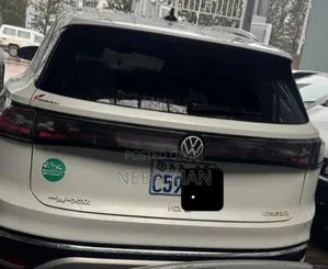 Volkswagen ID.6 2024 White