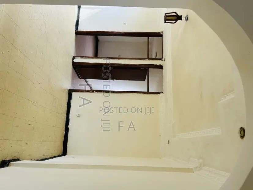 Furnished 3bdrm Condo in Yeka for sale