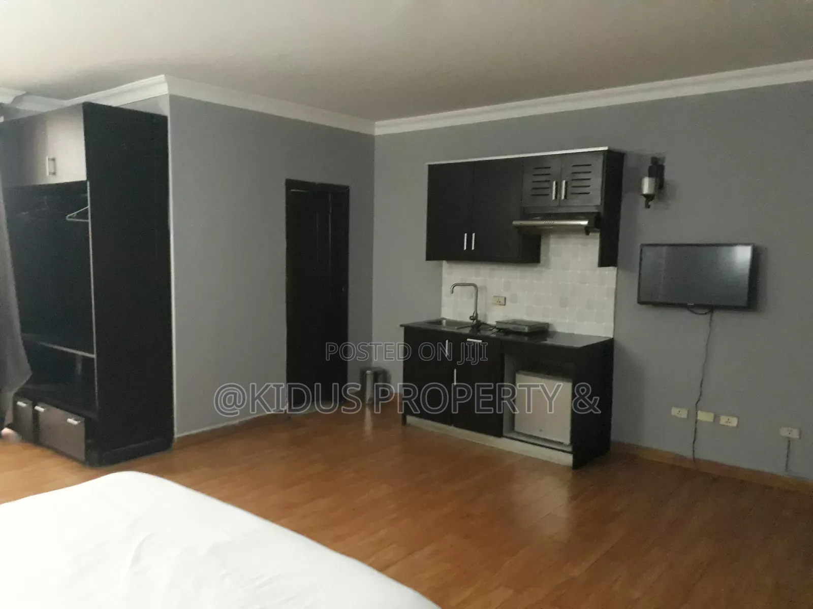 Furnished 1bdrm Apartment in Jemo 1, Nifas Silk-Lafto for rent