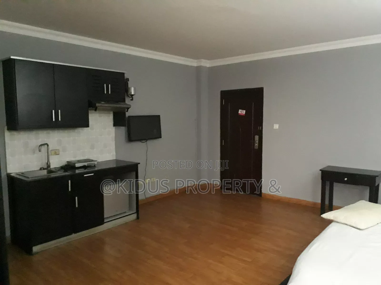 Furnished 1bdrm Apartment in Jemo 1, Nifas Silk-Lafto for rent