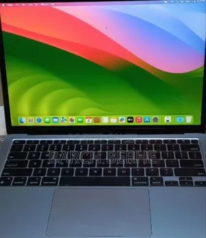 Photo - New Laptop Apple MacBook Air 2020 M1 8GB Apple M1 Pro SSD 256GB