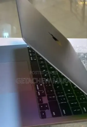 New Laptop Apple MacBook Air 2020 M1 8GB Intel Core I5 SSD 1T