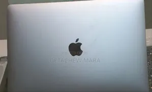 New Laptop Apple MacBook Pro M1 8GB Intel Core I5 SSD 256GB