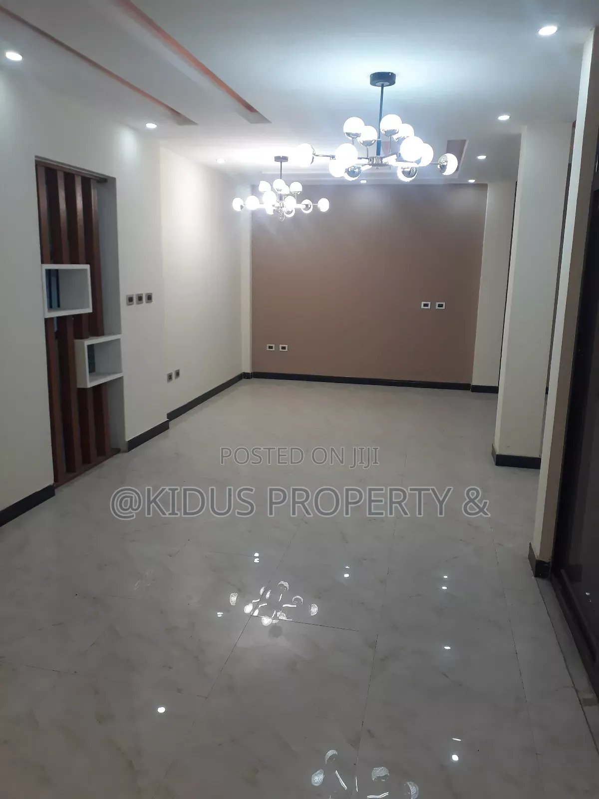 7bdrm House in Nasswe Real State, Nifas Silk-Lafto for rent