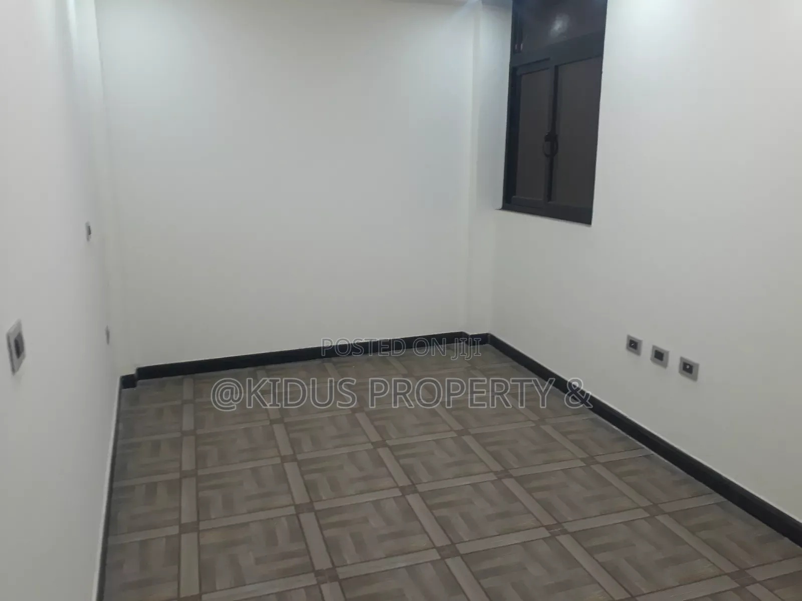 7bdrm House in Nasswe Real State, Nifas Silk-Lafto for rent