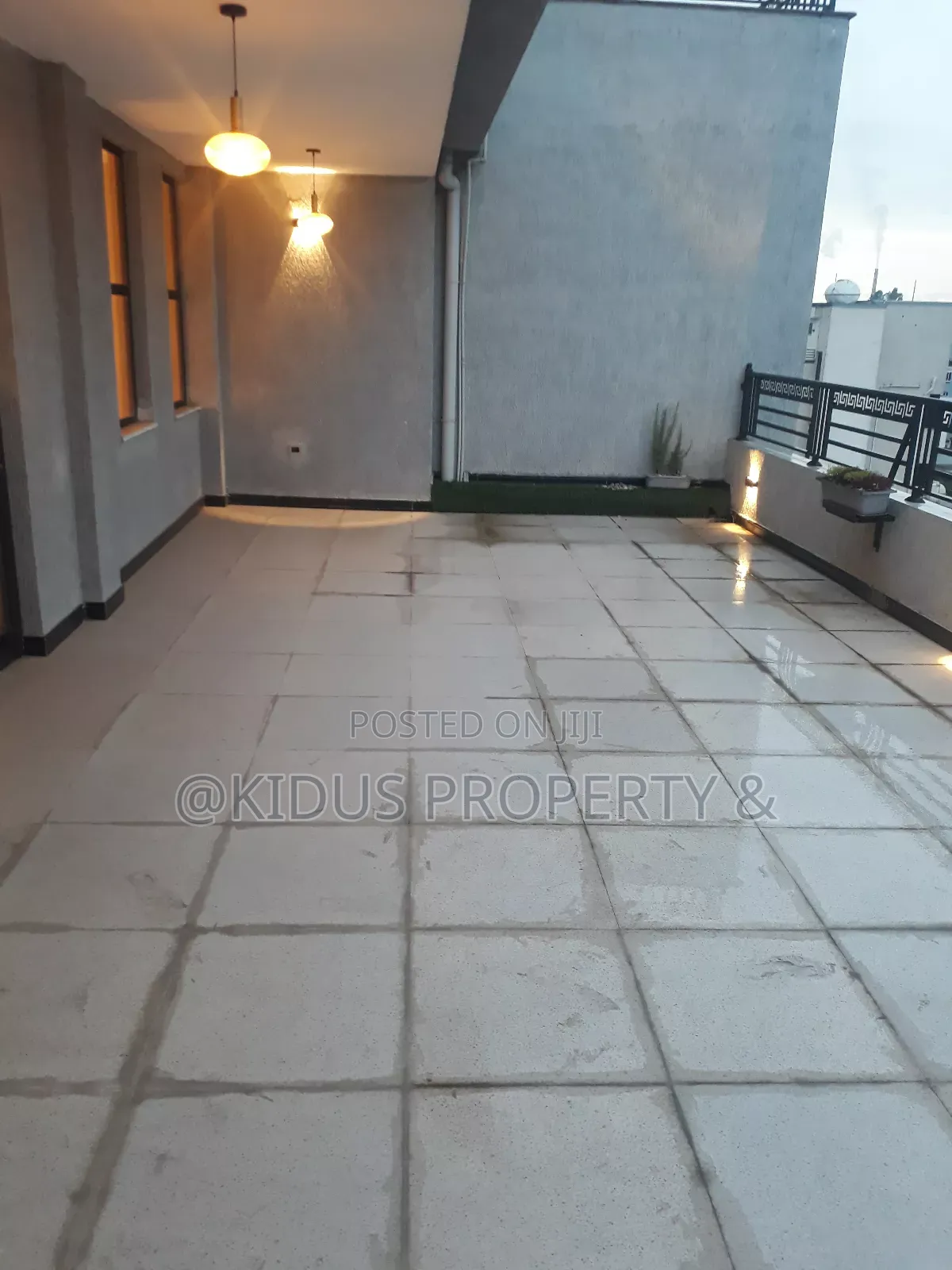 7bdrm House in Nasswe Real State, Nifas Silk-Lafto for rent