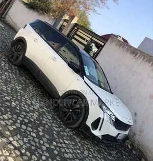 Peugeot 5008 2023 White