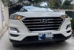 Hyundai Tucson 2019 White