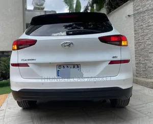 Hyundai Tucson 2019 White