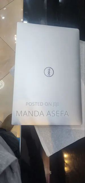 Photo - New Laptop Dell XPS 15 16GB Intel Core I5 SSD 512GB