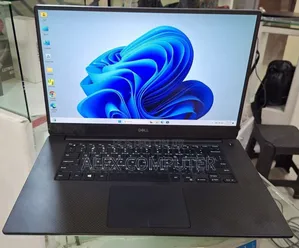 New Laptop Dell Precision 5540 16GB Intel Core I7 SSD 512GB
