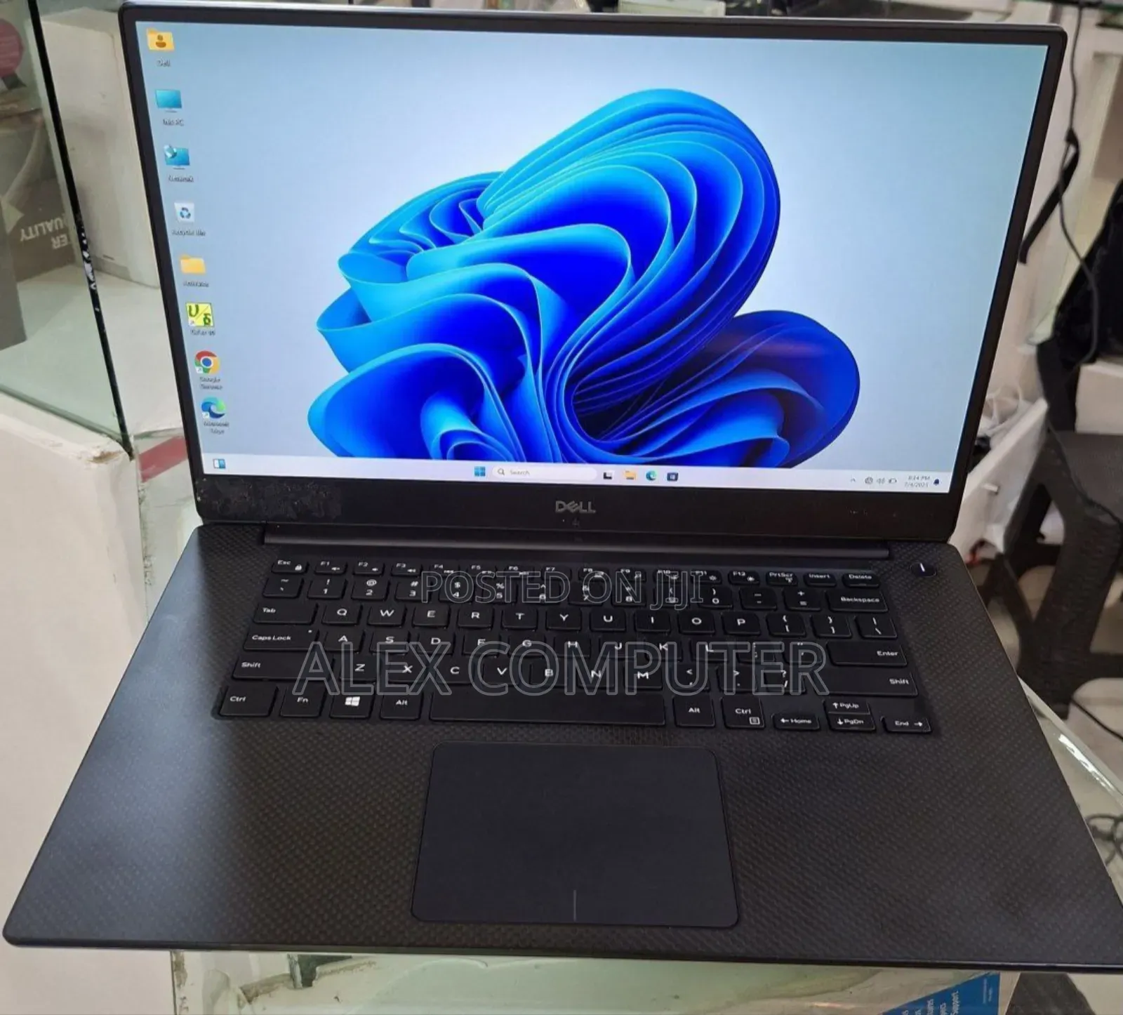 New Laptop Dell Precision 5540 16GB Intel Core I7 SSD 512GB