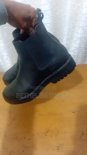 Black Men's Chelsea Boots - Size 8.5 Us