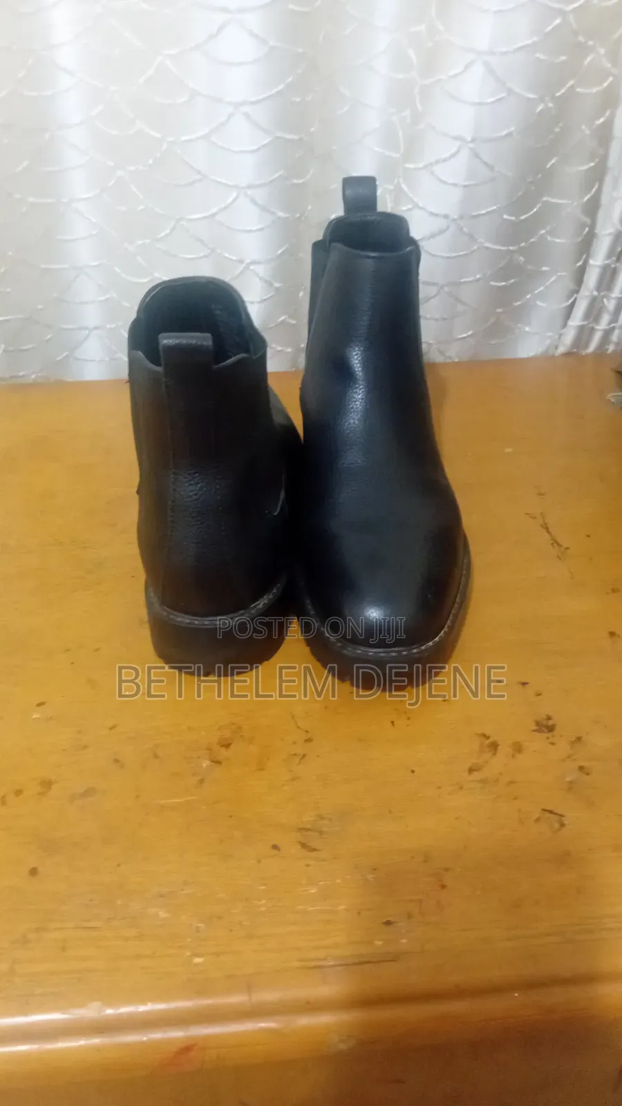 Black Men's Chelsea Boots - Size 8.5 Us