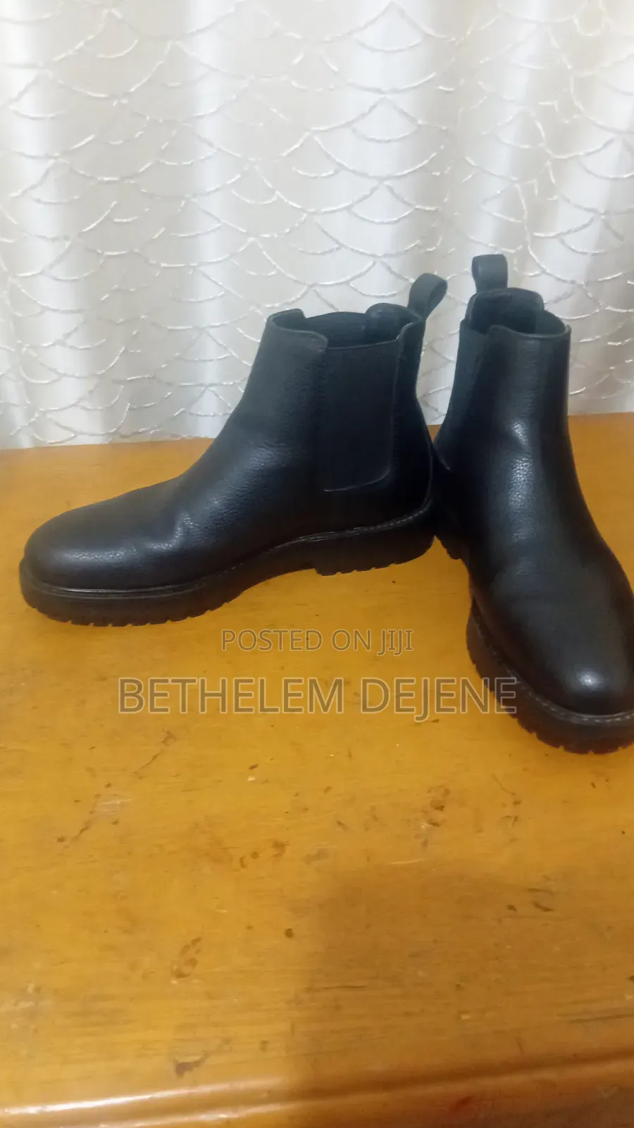 Black Men's Chelsea Boots - Size 8.5 Us
