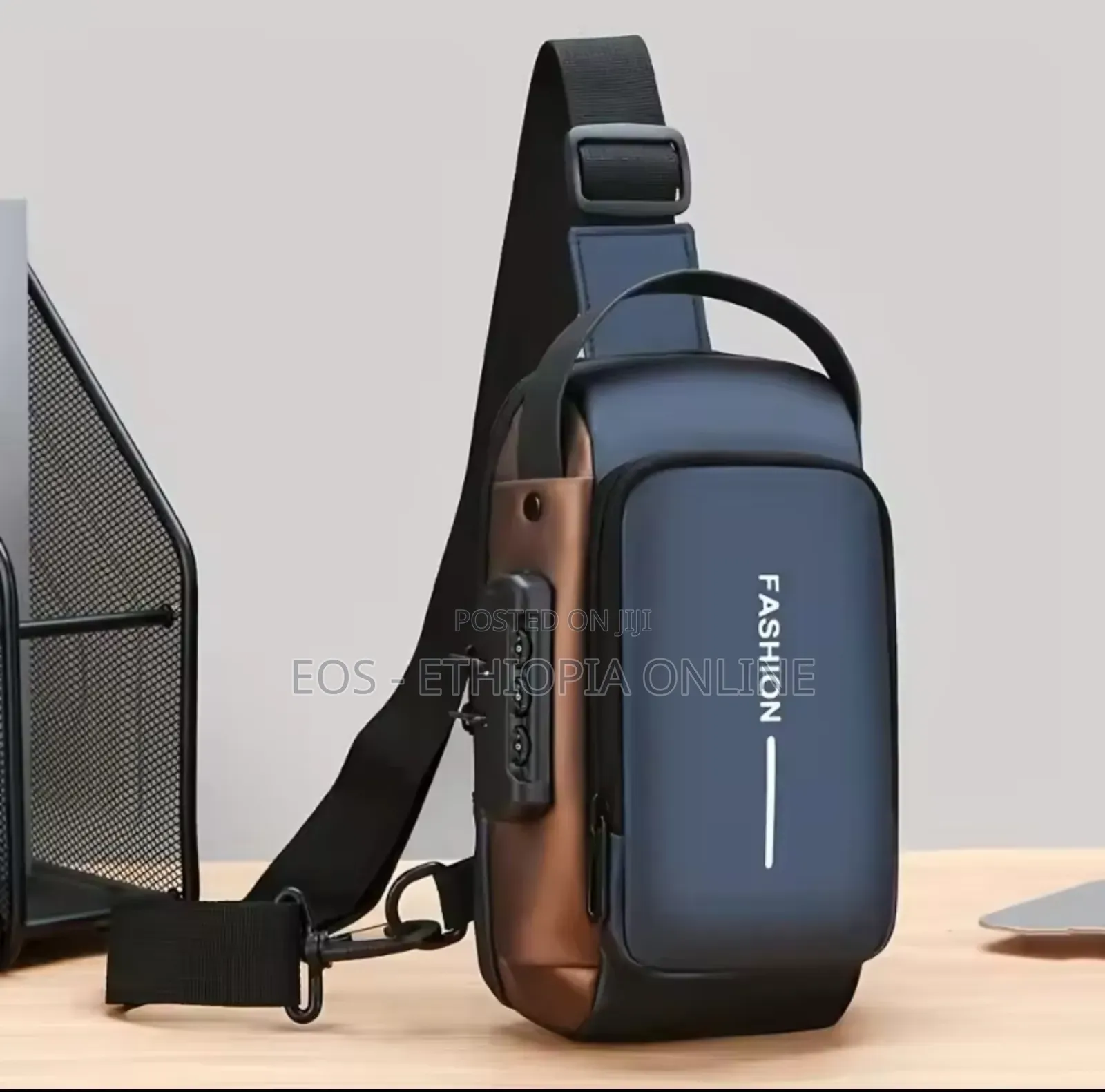 Unisex Anti-Theft Chest Bag [Preorder]