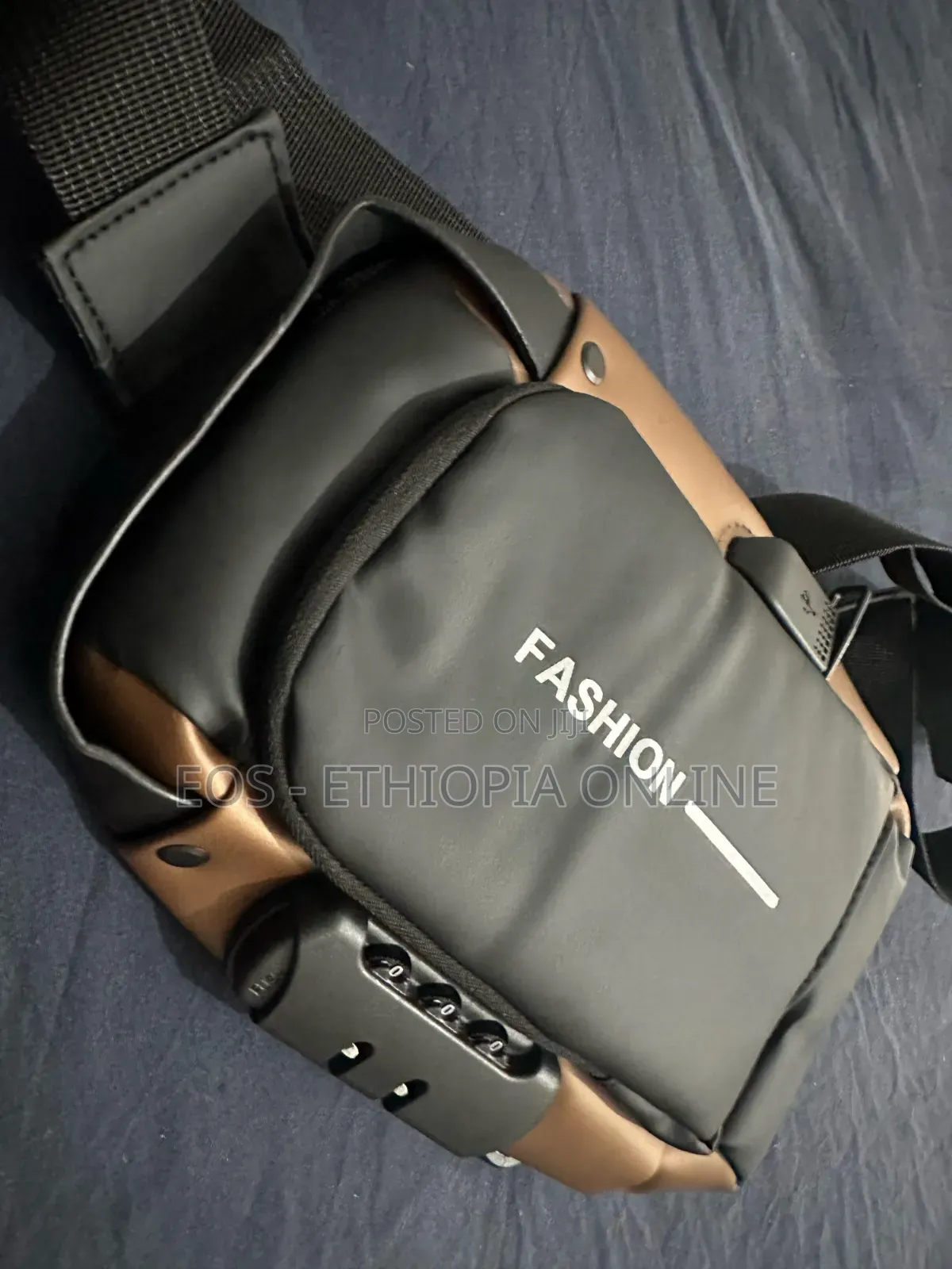 Unisex Anti-Theft Chest Bag [Preorder]