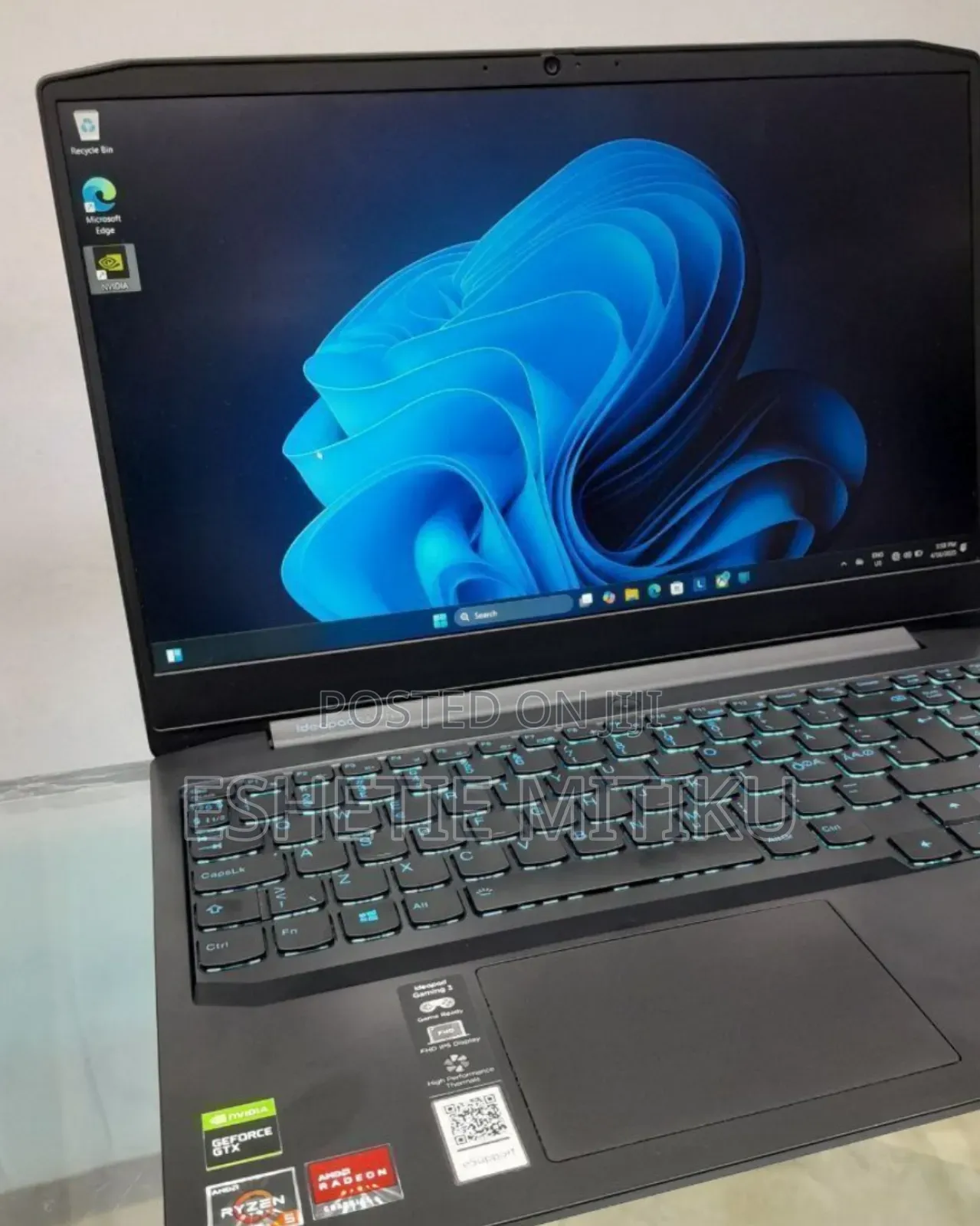 New Laptop Lenovo Ideapad 3 16GB AMD Ryzen 5 SSD 256GB