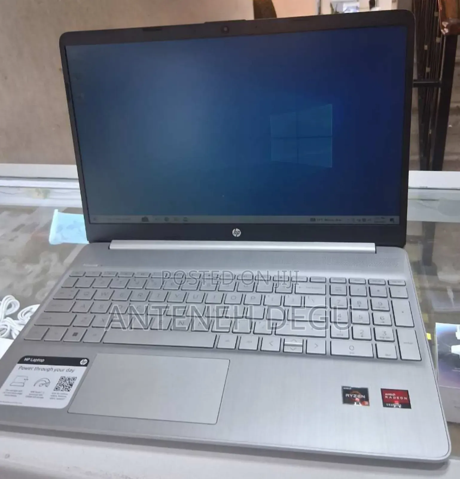New Laptop HP Stream Notebook 8GB AMD Ryzen 3 SSD 256GB