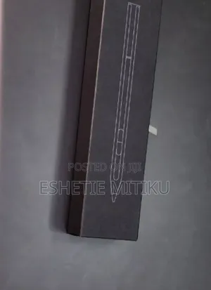 New Laptop HP Spectra 13 16GB Intel Core I7 SSD 1T