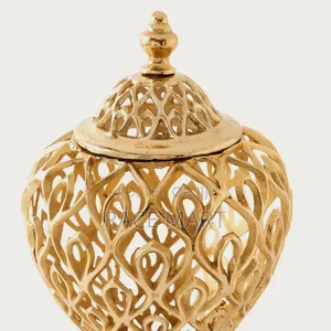 Photo - Metallic Cutwork Detail Decorative Flower