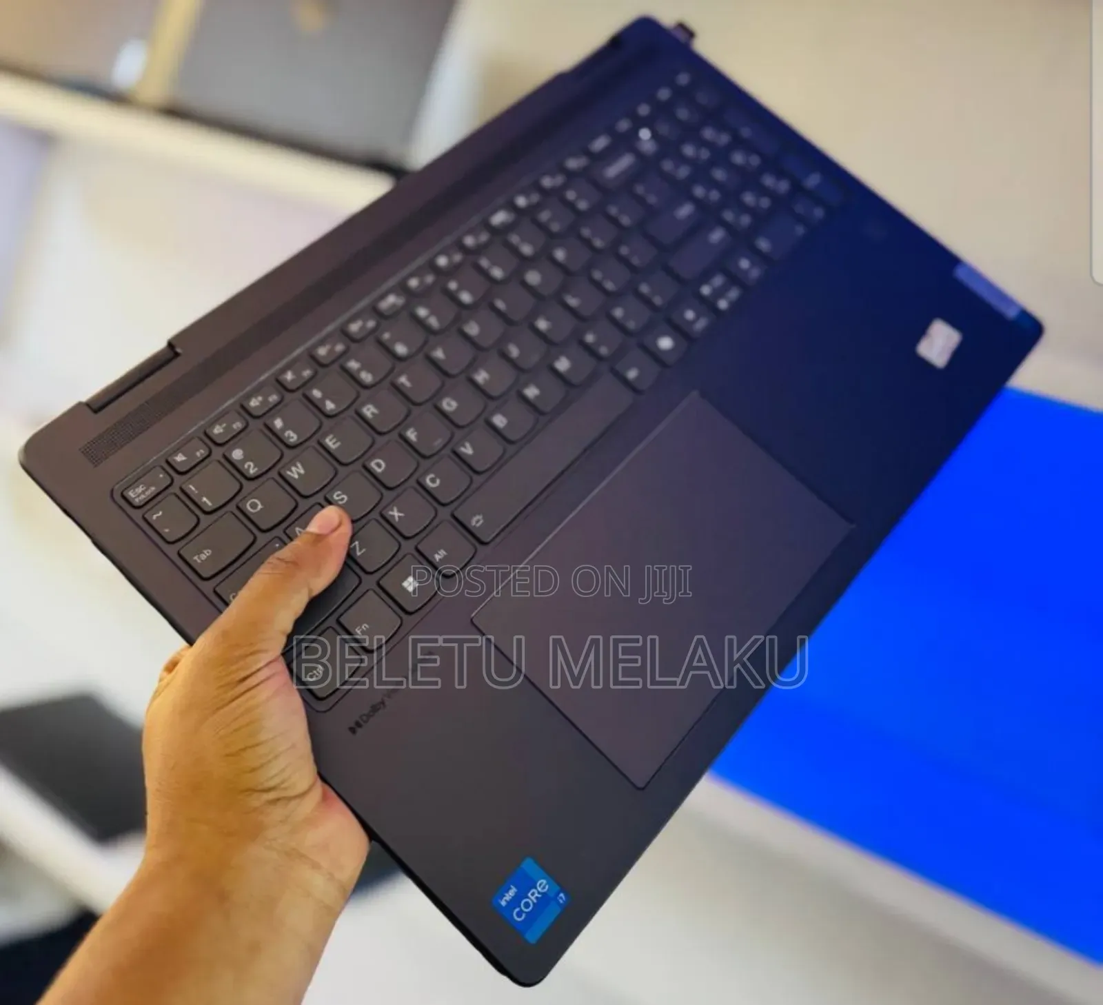 New Laptop Lenovo Yoga 7i 16GB Intel Core I7 SSD 256GB