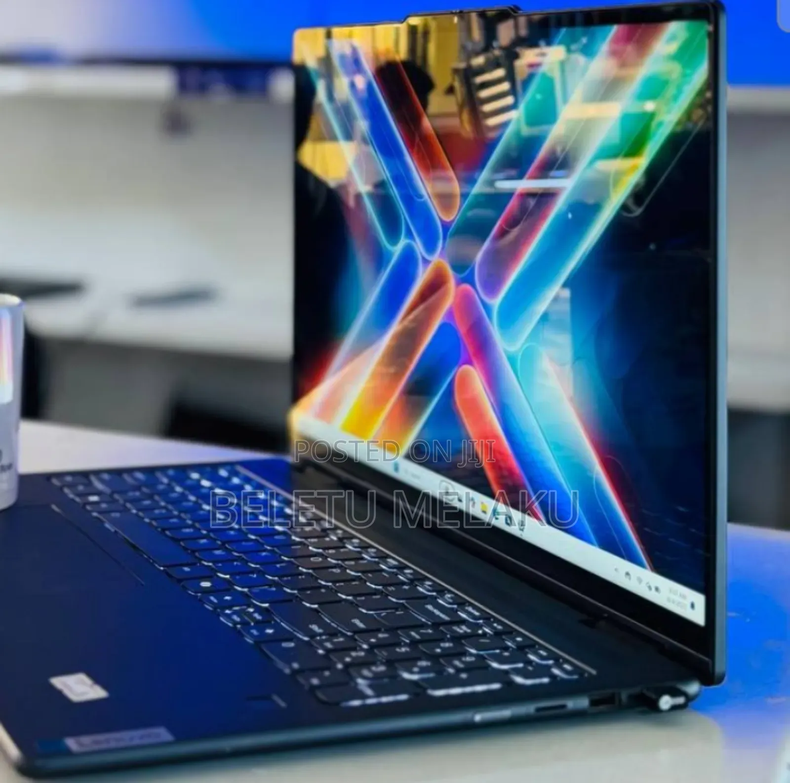 New Laptop Lenovo Yoga 7i 16GB Intel Core I7 SSD 256GB