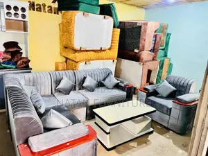 ሶፋ ኤልሼፕ በማለዳ ፎም በhd#1 ሙሉ በሙሉ በእንጨት የተሰራ ዲዛይን ባለው ከፋይ ጨርቅ የተሰ