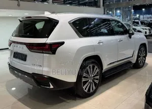 Photo - New Lexus LX 2025 White