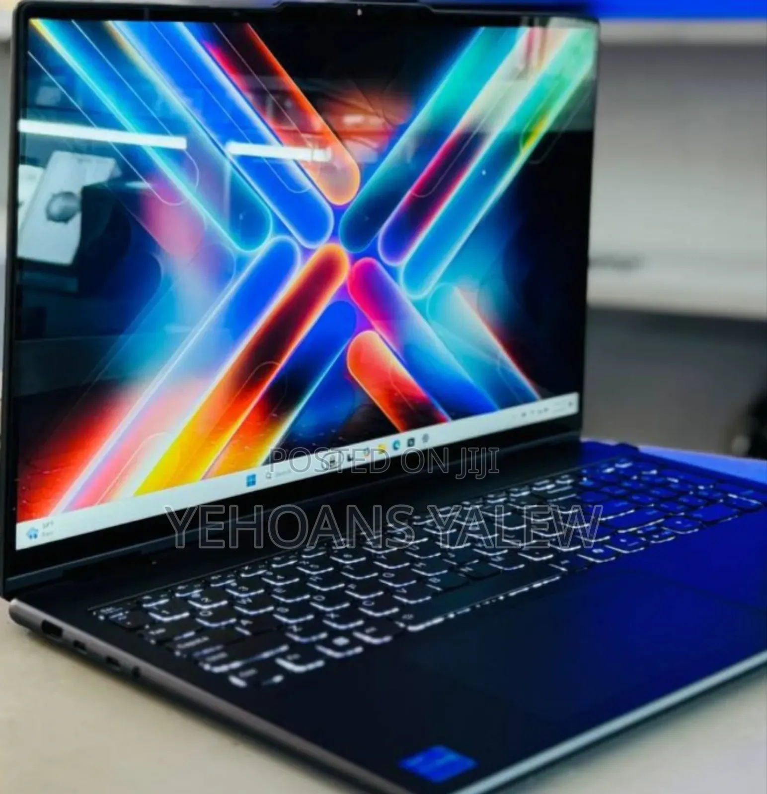 New Laptop Lenovo Yoga 7i 16GB Intel Core I7 SSD 1T