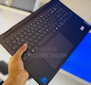 New Laptop Lenovo Yoga 7i 16GB Intel Core I7 SSD 1T