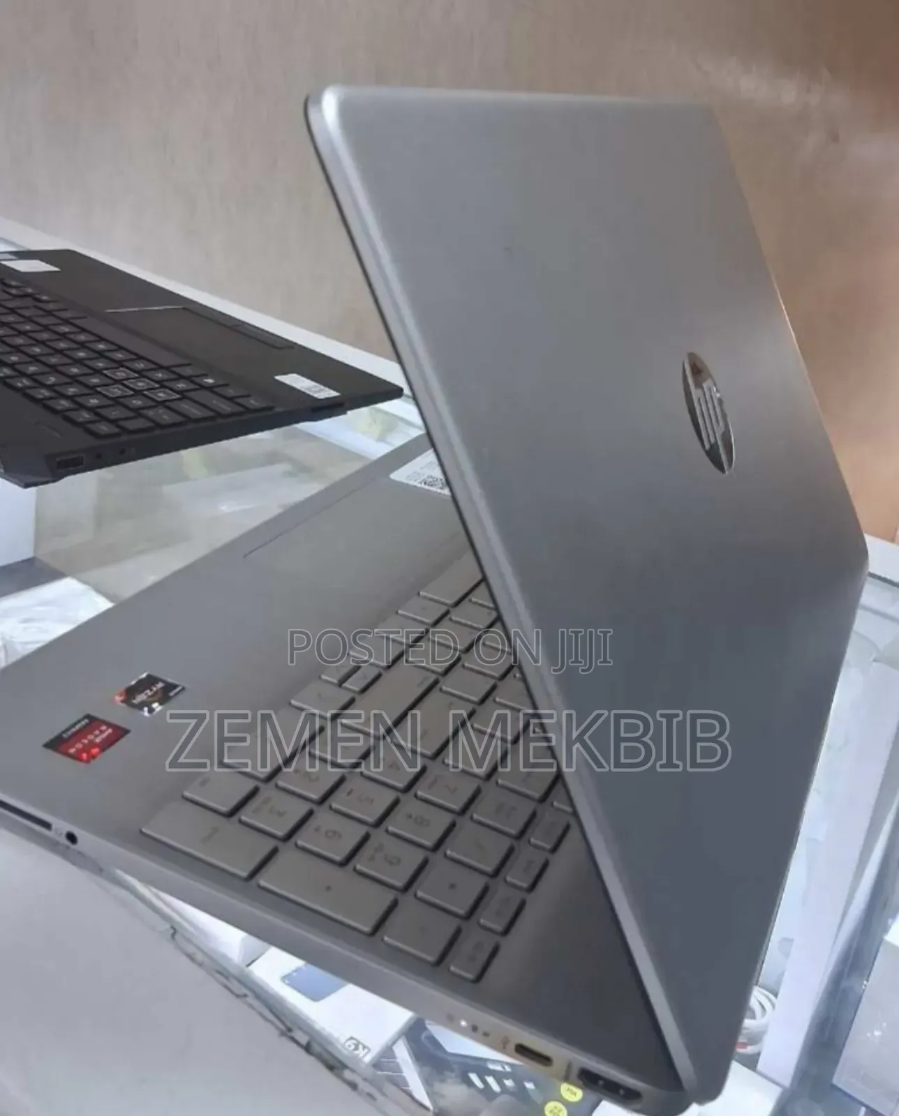 New Laptop HP Stream Notebook 8GB AMD Ryzen 3 SSD 256GB