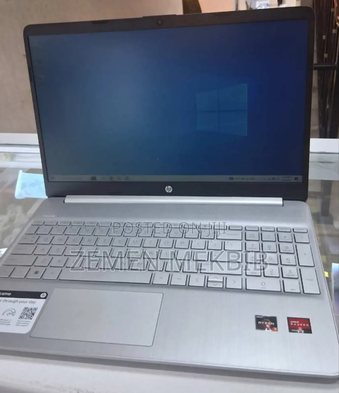New Laptop HP Stream Notebook 8GB AMD Ryzen 3 SSD 256GB
