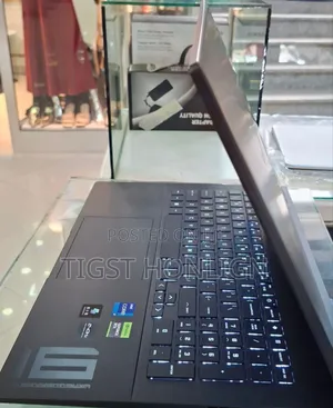 New Laptop HP Omen 16 16GB Intel Core I7 SSD 1T