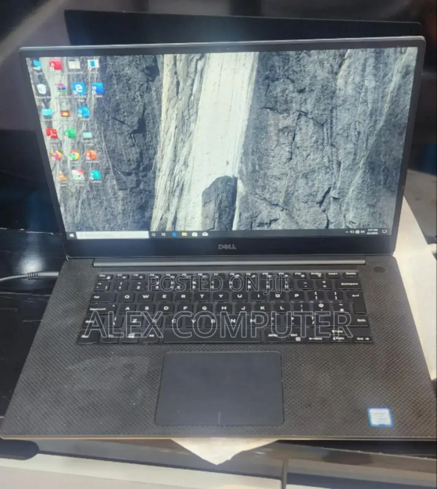 New Laptop Dell XPS 15 16GB Intel Core I5 SSD 512GB