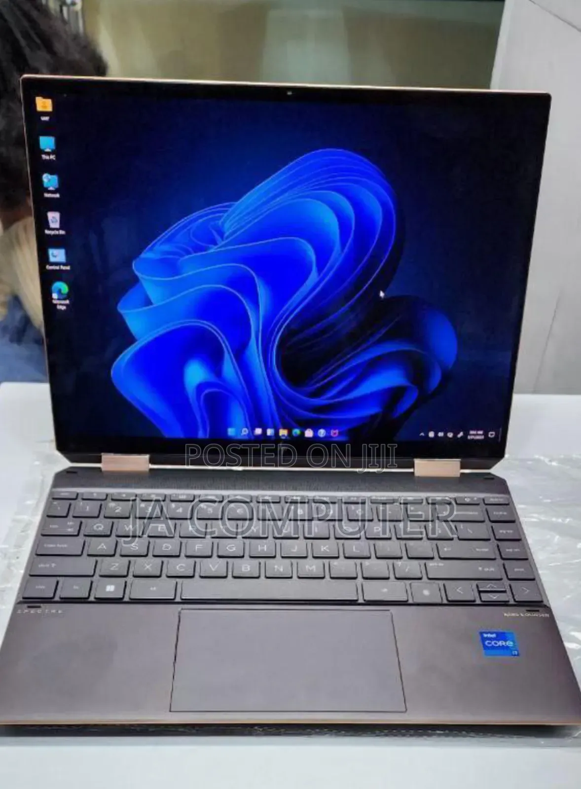 New Laptop HP Spectre 16GB Intel Core I7 SSD 1T