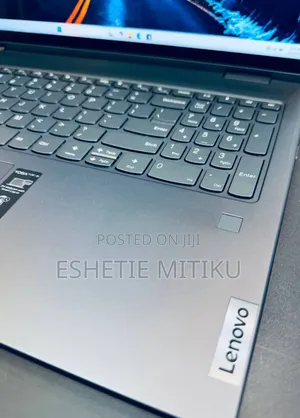 New Laptop Lenovo Yoga 7i 16GB Intel Core I7 SSD 512GB