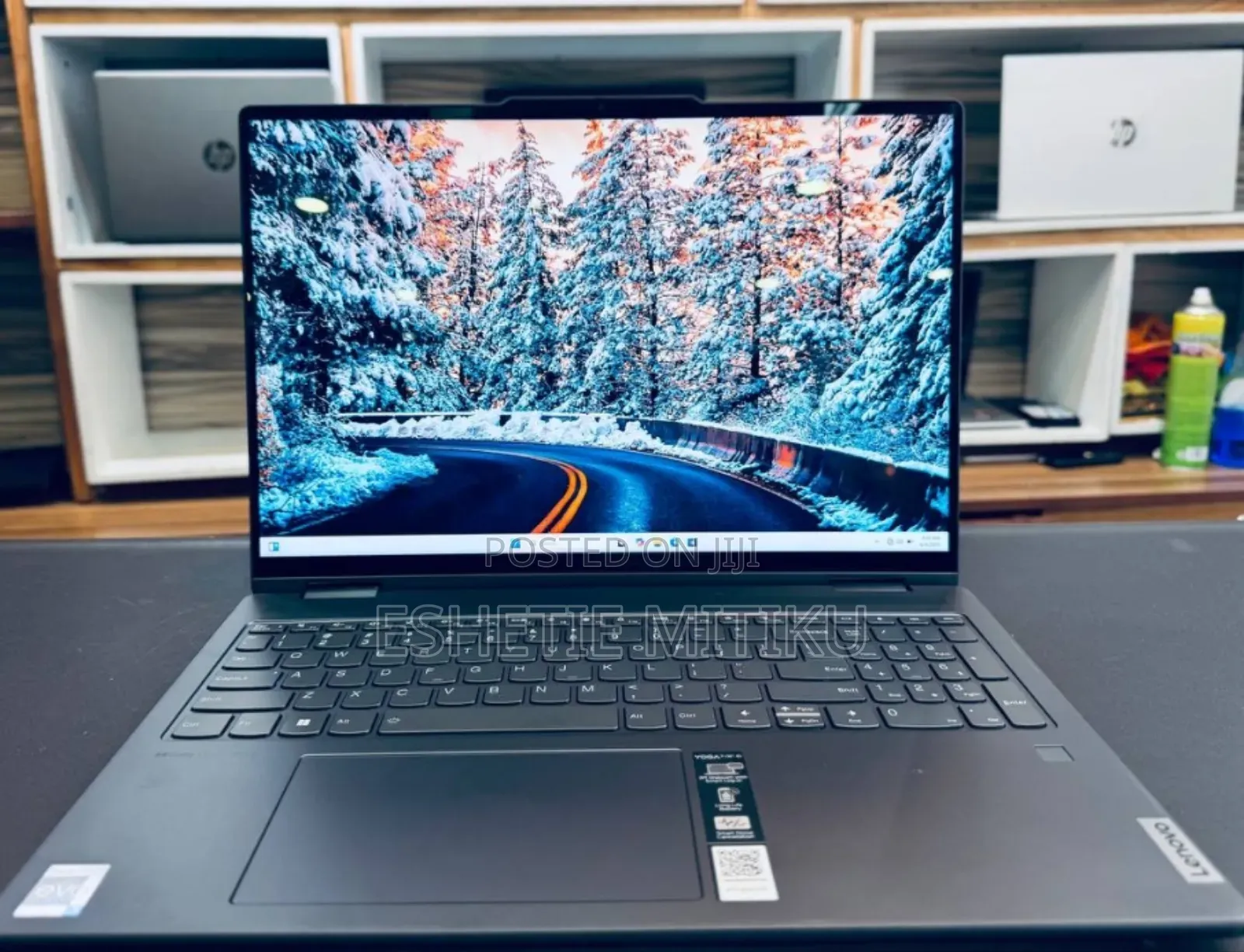 New Laptop Lenovo Yoga 7i 16GB Intel Core I7 SSD 512GB