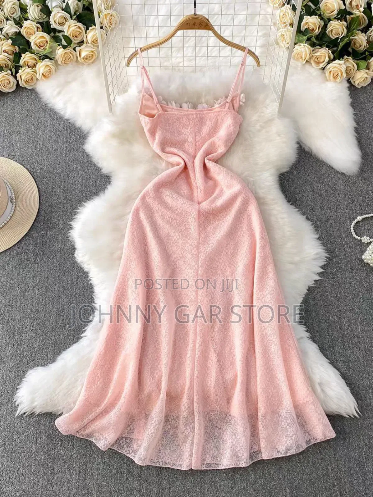 ውብ የሚያማምሩ ቀሚሶች