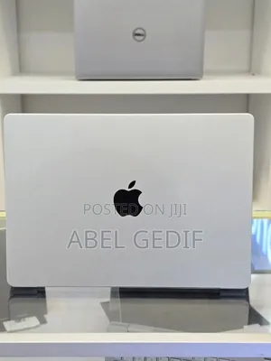 New Laptop Apple MacBook Pro M1 16GB Apple M1 Pro SSD 1T