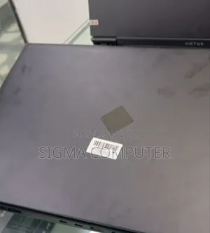 New Laptop HP Omen 17t 16GB Intel Core i7 SSD 512GB