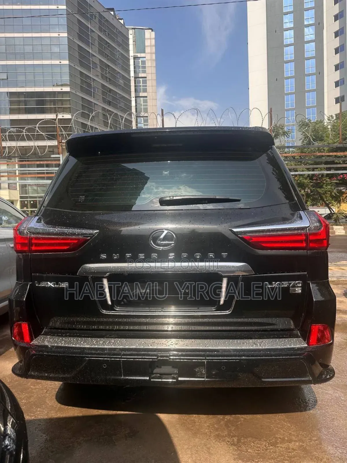 Lexus LX 2021 Black