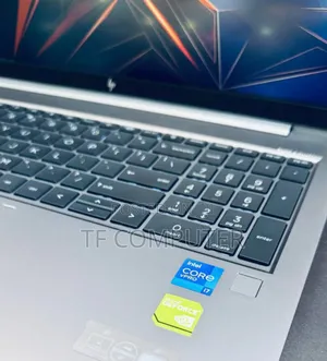 New Laptop HP ZBook Firefly 16 G10 16GB Intel Core I7 SSD 1T