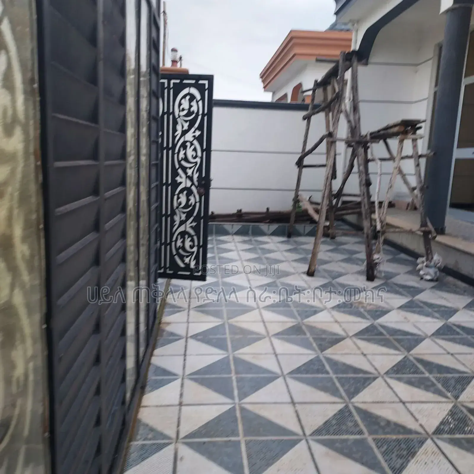 Furnished 4bdrm Villa in ለገጣፎ አካባቢ, Oromia-Finfinne for sale