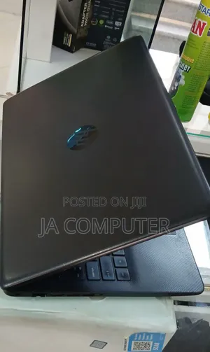 New Laptop HP Stream Notebook 8GB Intel Core I5 SSHD (Hybrid) 1.5T