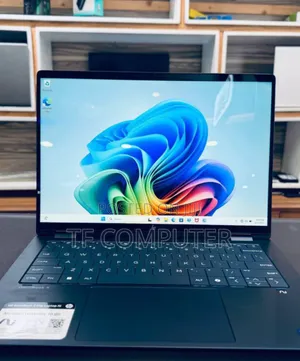 New Laptop HP OmniBook X Flip 14" 16GB Intel Core Ultra 7 SSD 1T